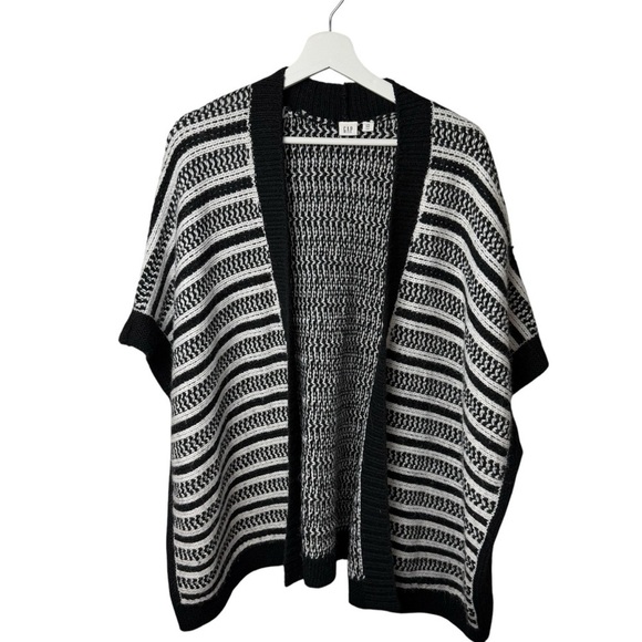 Gap Sweater Poncho Striped Open Front Cape Black White Stripe Open Front Boho - Picture 1 of 10